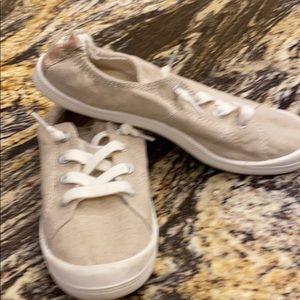 Madden Girl Tennis Shoes